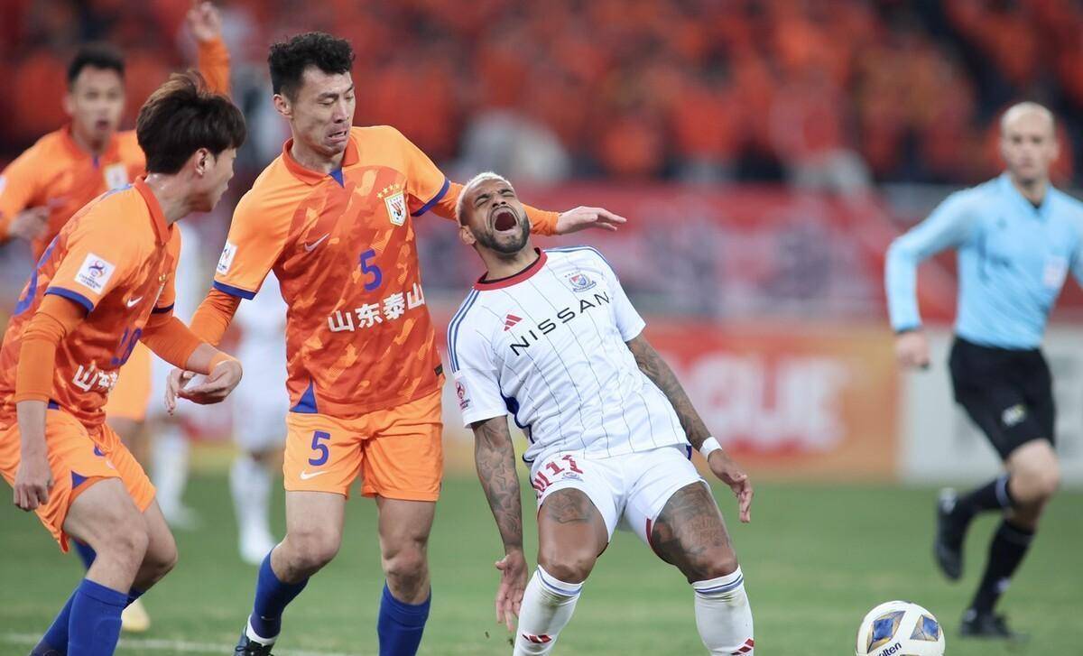 包含亚冠倒计时,新疆广汇今夜扳平良机,细节引发关注,底气十足,身体对抗强度拉满的词条 包含亚冠倒计时,新疆广汇今夜扳平良机,细节引发关注,底气十足,身体对抗强度拉满的词条