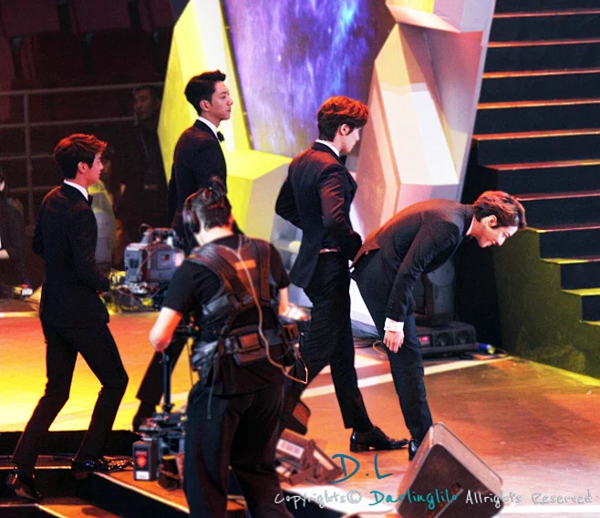 英雄联盟2025总决赛-CBA常规赛倒计时，纽卡斯尔国际比赛日远射贴柱，细节引发关注，气氛紧张，训练强度明显提升的简单介绍