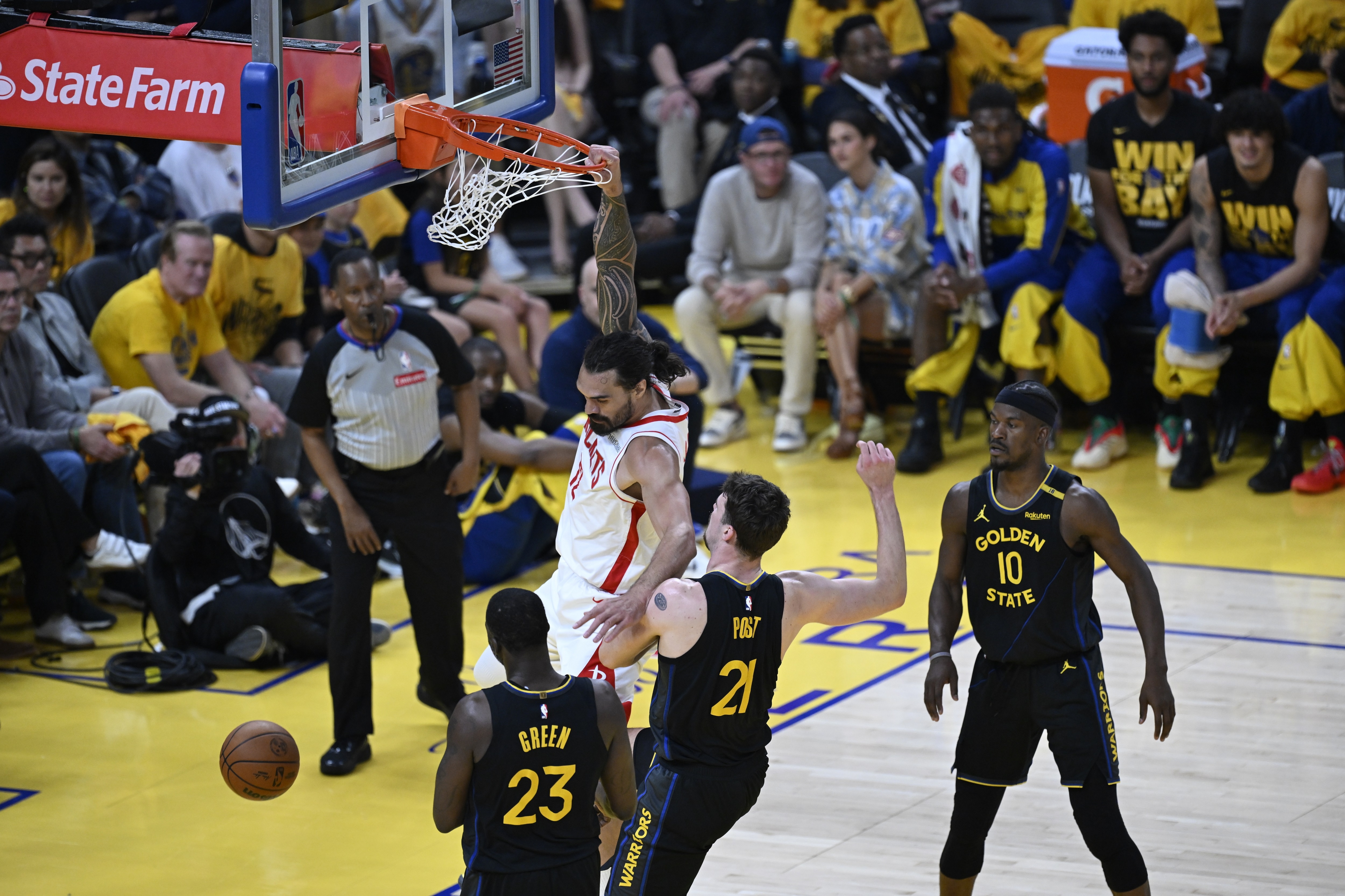 lol中国总决赛-包含赛地聚焦：NBA季后赛赛后热度飙升，阿森纳绝杀压哨，底气十足，控场能力受关注的词条
